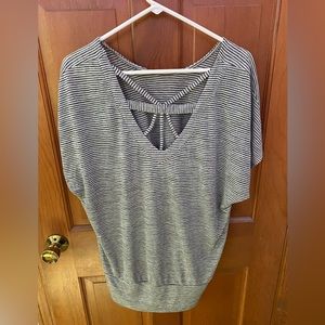 Apt. 9 size XXL grey and white striped t-shirt